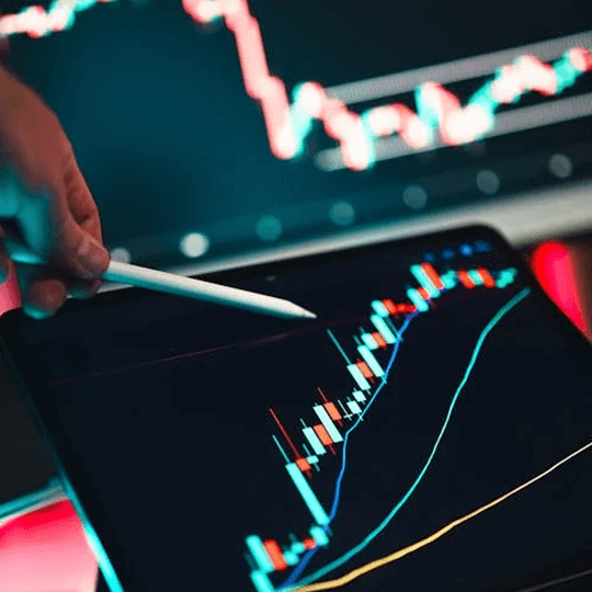 Cwre1t0ken crypto investment experts team